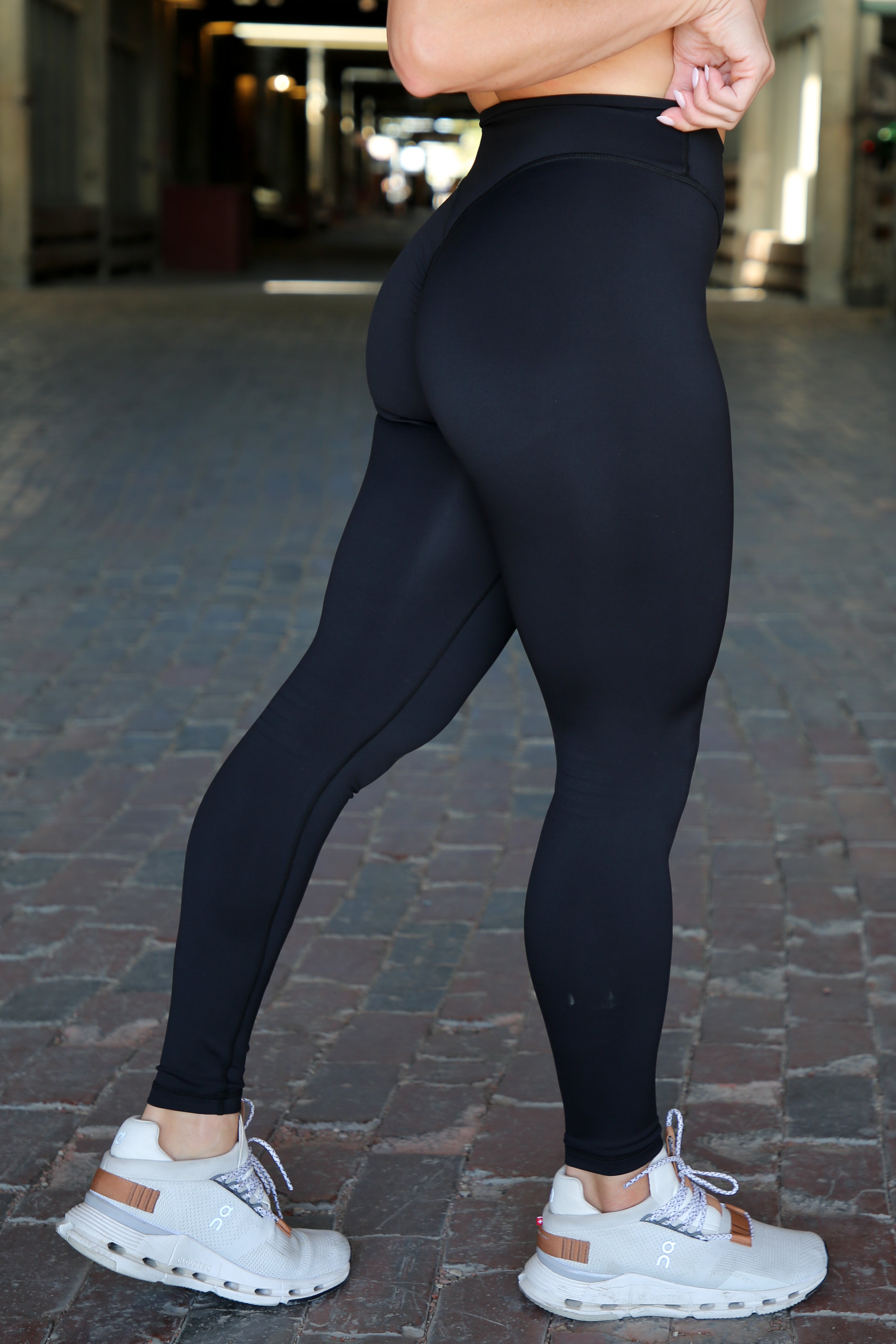 Executive Leggings With Scrunch | Black