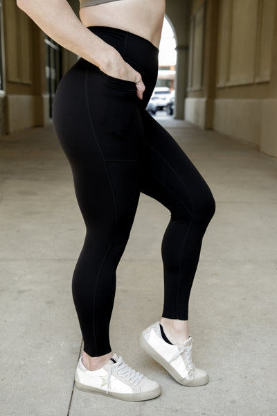 NKD Leggings With Pockets Mid Waist | Black