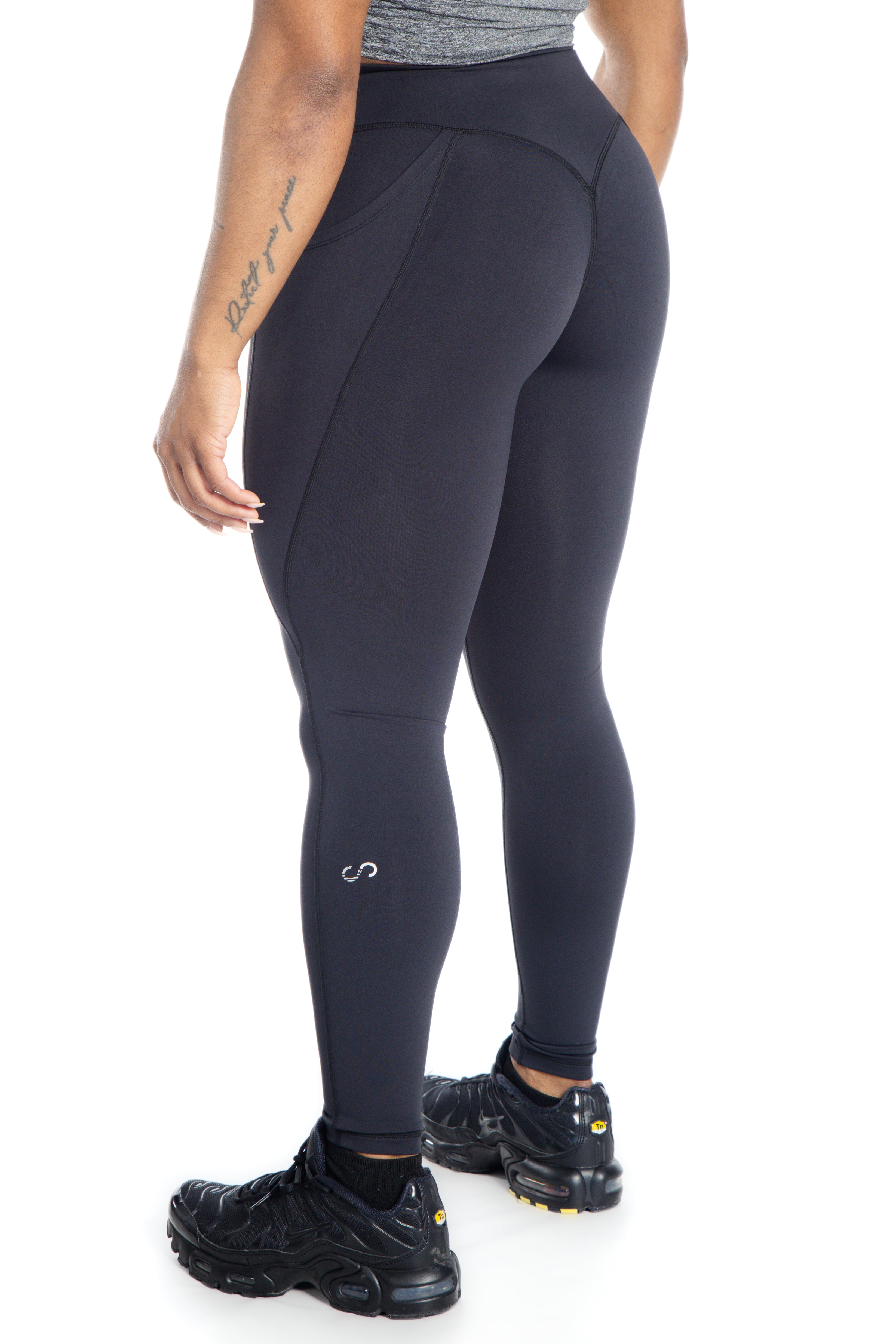 Executive Leggings With Pockets & Scrunch | Black