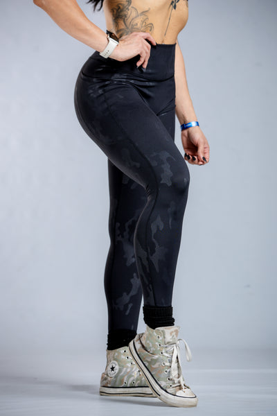 Empowered Leggings With Pockets | Black Camo