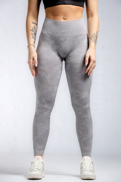 Seamless Leggings With Scrunch | Grey Camo