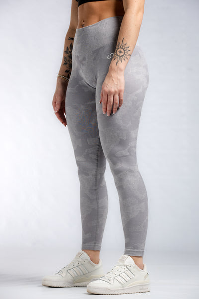 Seamless Leggings With Scrunch | Grey Camo