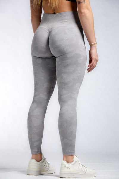 Seamless Leggings With Scrunch | Grey Camo