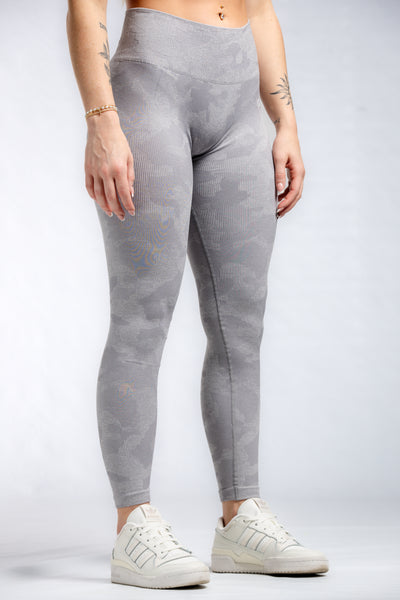 Seamless Leggings With Scrunch | Grey Camo